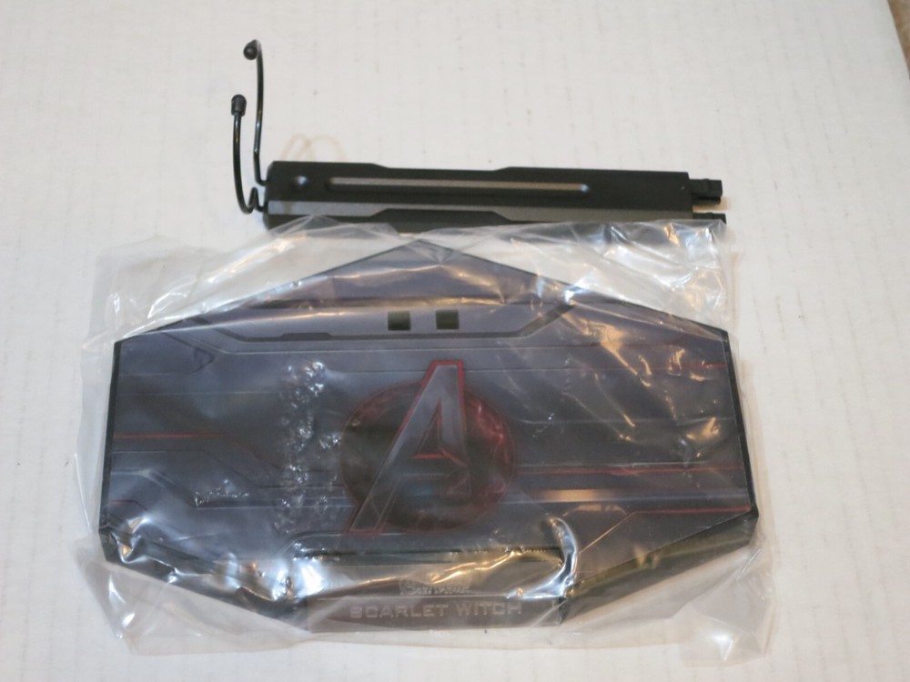 HOT  TOYS 1/6th Avengers 