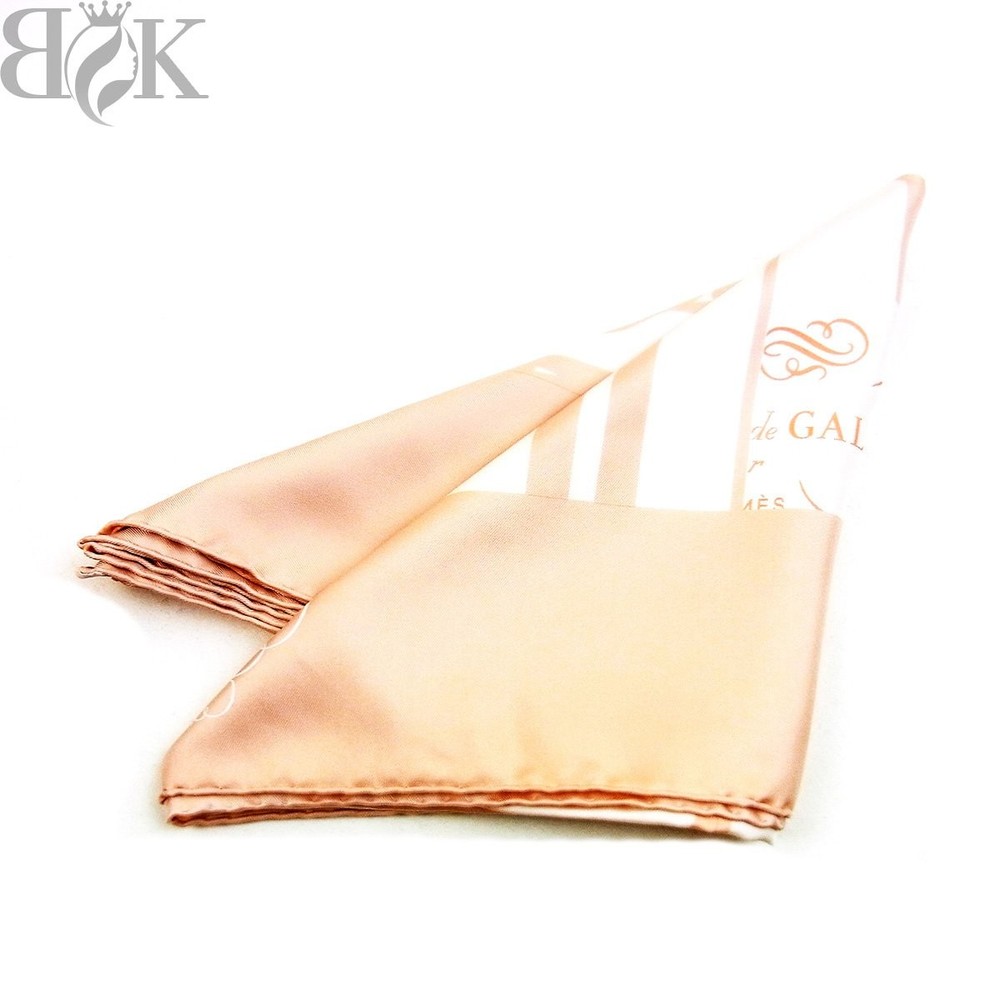 Hermes 90cm Disorderly En Desordre Silk Scarf Light Pink White