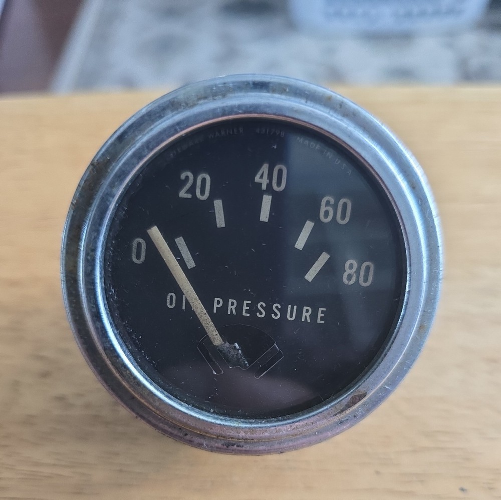 Vintage Stewart Warner Oil Pressure Gauge 0 - 80 PSI Rat Rod Hot Rod