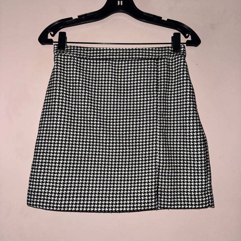 Hollister Black White Houndstooth Wool Ultra High Rise Mini Skirt Size S NWT!