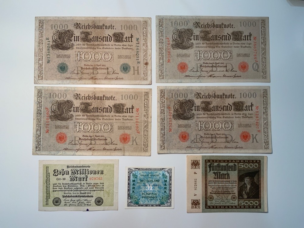 Vintage banknote lot from Germany.