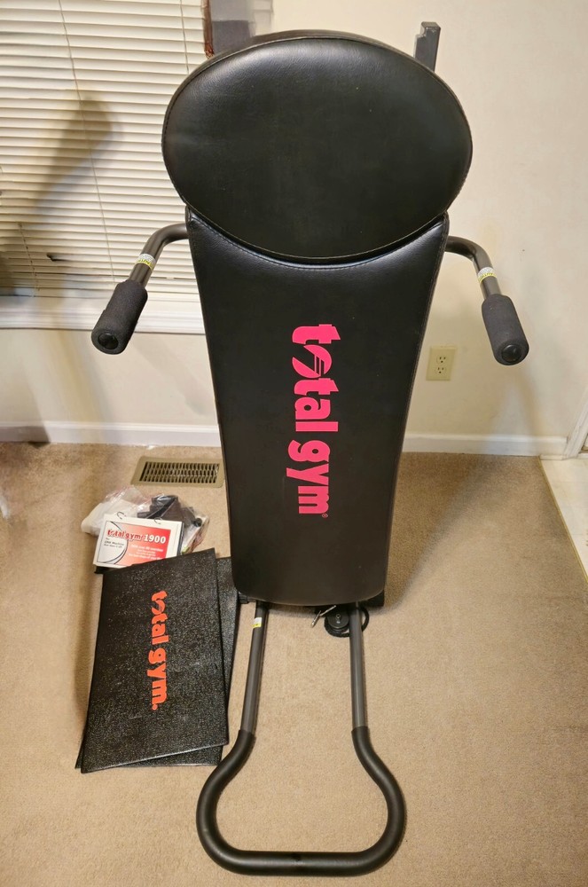 Total Gym 1900  with Workout DVDs and Set Up Instructions All-in-One Fitness
