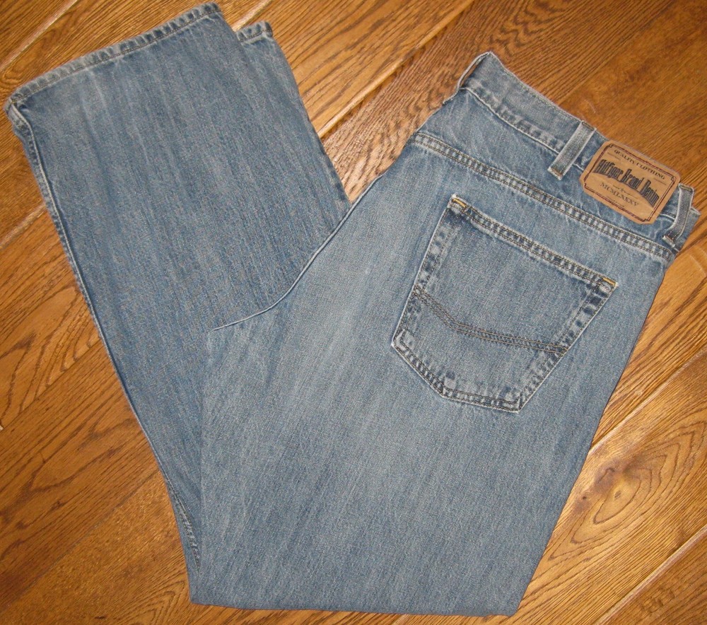 Tommy Hilfiger Mens Bootcut Jeans 42x32 Medium Wash Zip Fly Denim