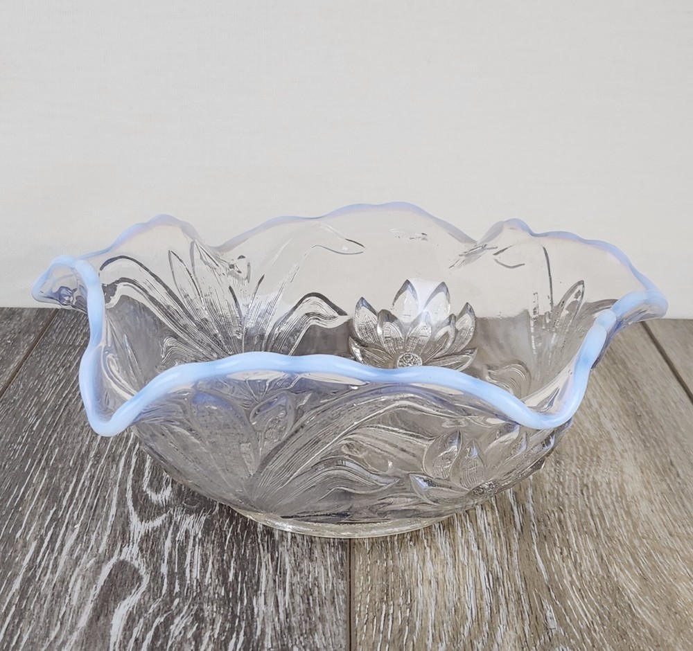 Fenton Glass Opalescent Watelily & Cattail Ruffled Edge Bowl