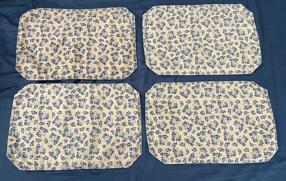 Pfaltzgraff Folk Art 4-Piece Placemat Set  