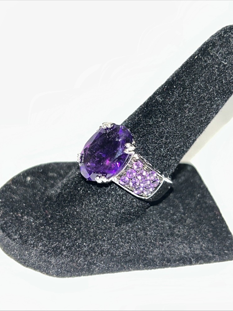 African Amethyst sterling silver ring, size 7, Oval, Round, womens jewelry