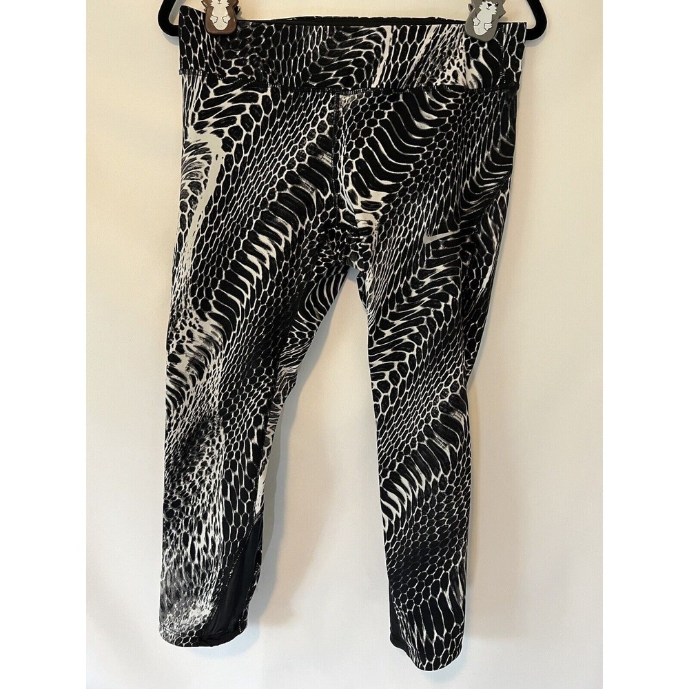 NIKE Dri-Fit Cropped Snake Print Leggings Sz Large