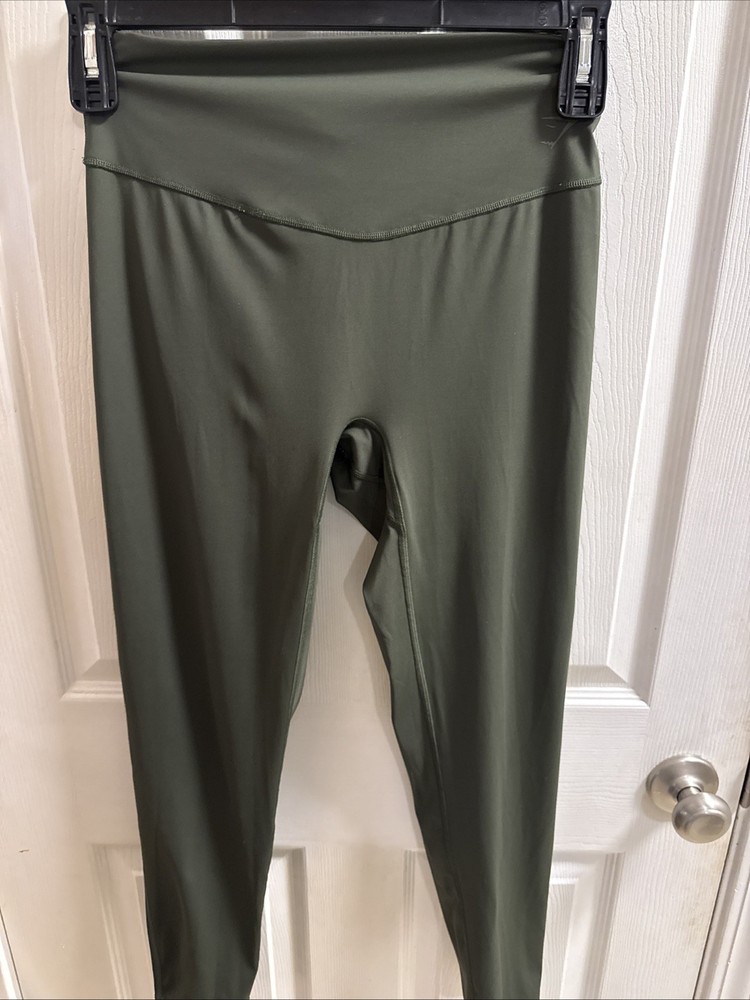 Gymshark Women Dry Fit Green Leggings Size Large