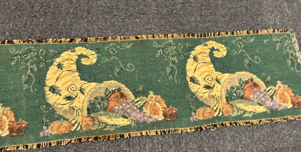 Seasonal Table Runner Green Fall Autumn Thanksgiving 13x70 in-image