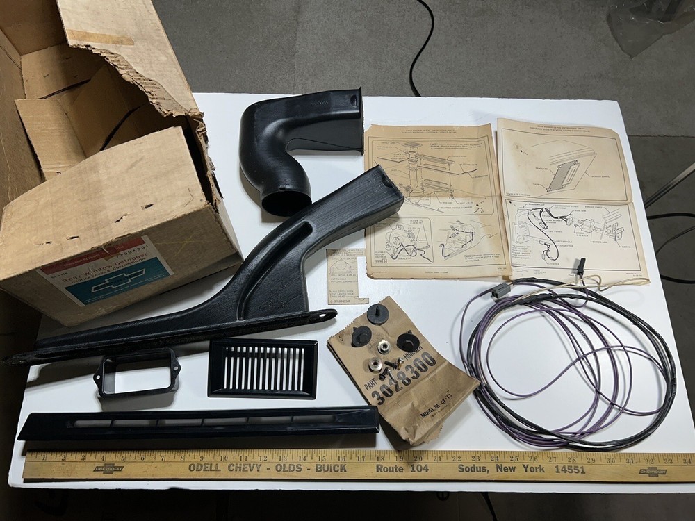 NOS GM 1971-1973 Chevy Caprice Coupe & Custom Coupe Rear Window Defogger #994331