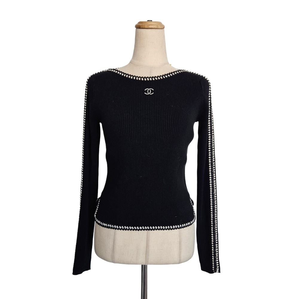 Chanel Black 22C CC Logo Long Sleeve Ribbed Knit With Braided Trim Top