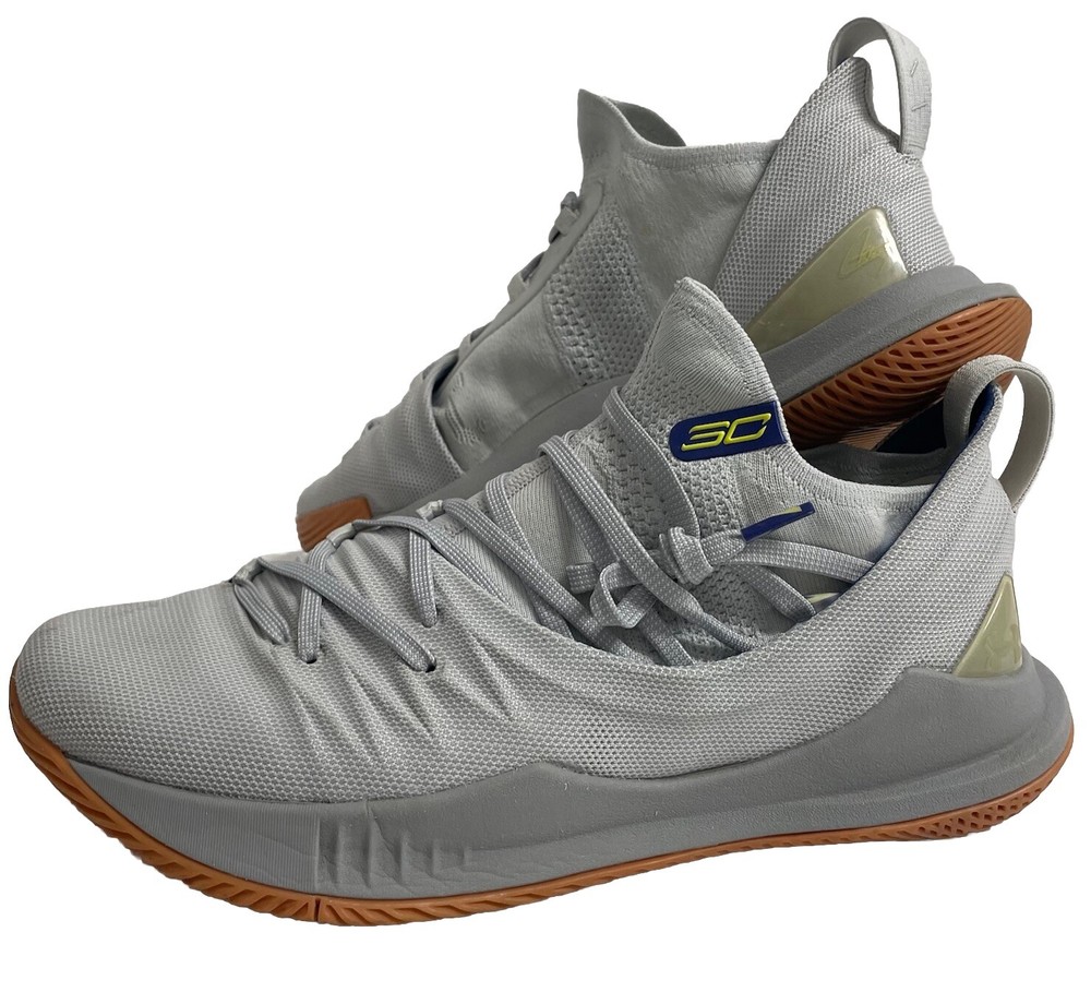UNDER ARMOUR 3020657-105 Curry 5 BASKETBALL SNEAKERS Elemental Tokyo Grey-SZ 10