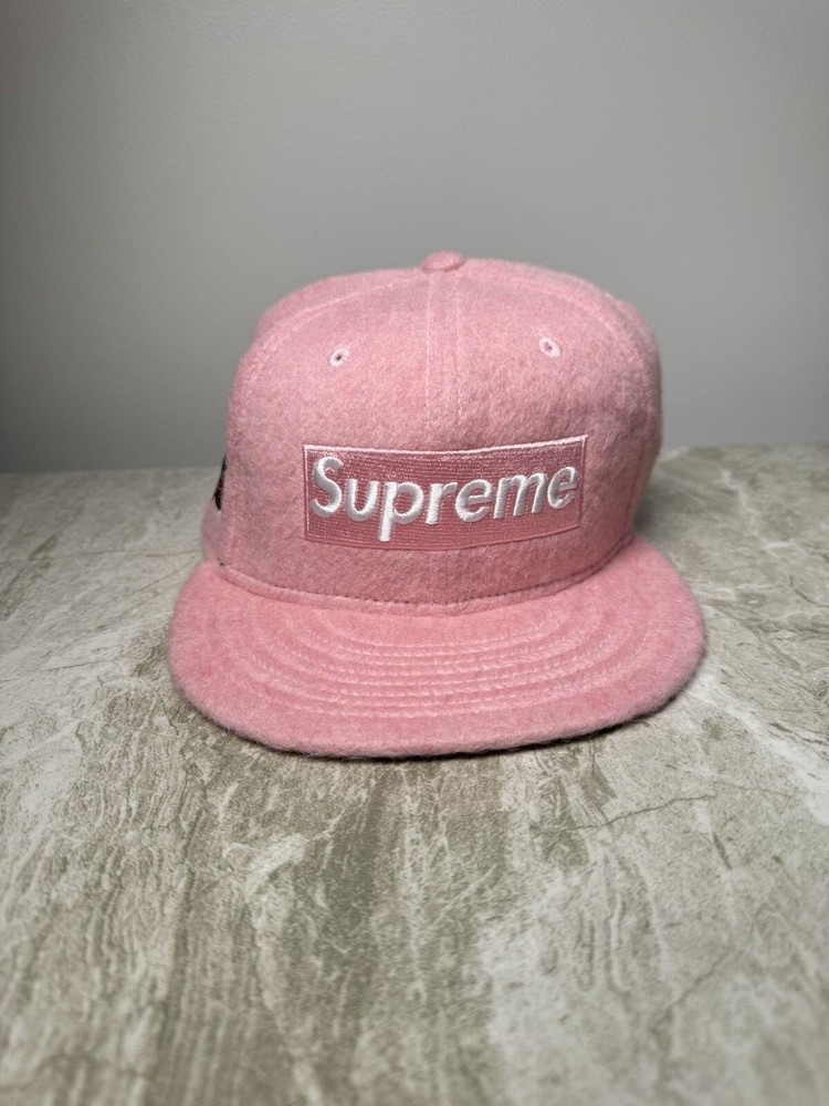 Supreme Brushed Wool Box Logo New Era®
