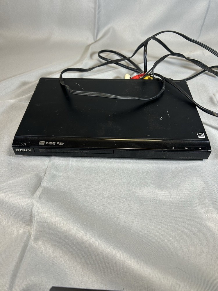 Sony DVP-SR200P Progressive Scan DVD Player  With Remote Tested Working