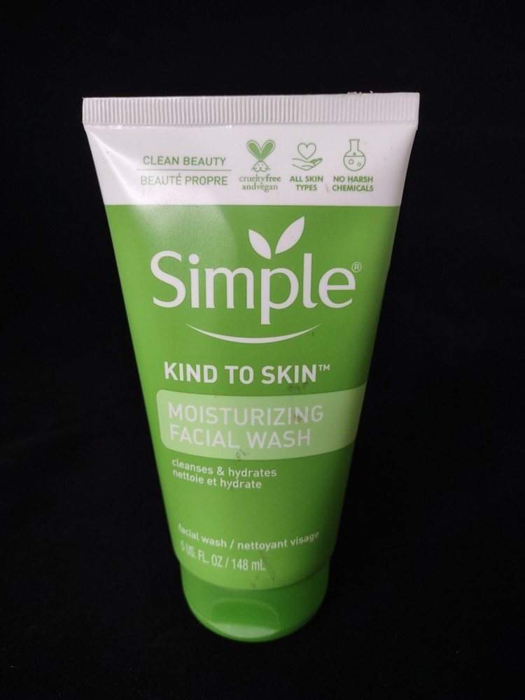 Simple Sensitive Skin Facial Wash Moisturizing Kind to Skin 5 fl oz