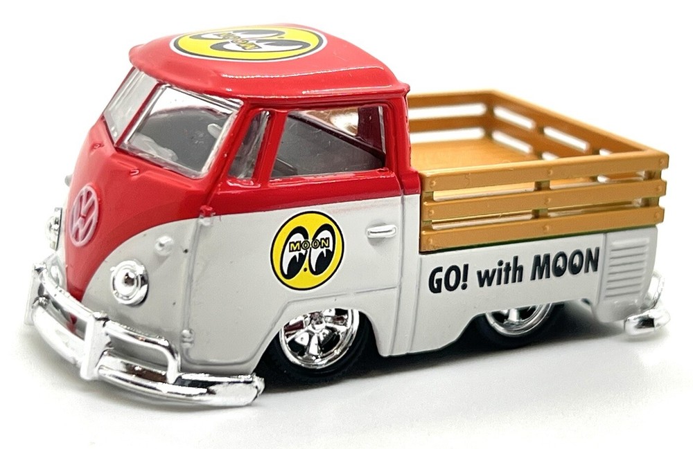 M2 MACHINES AUTO HAULERS 1960 VW SINGLE CAB TRUCK MOONEYES LOOSE