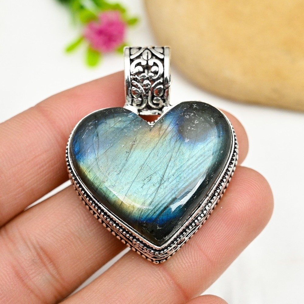 Labradorite Gemstone Heart Pendant in 925 Sterling Silver Handmade Jewelry