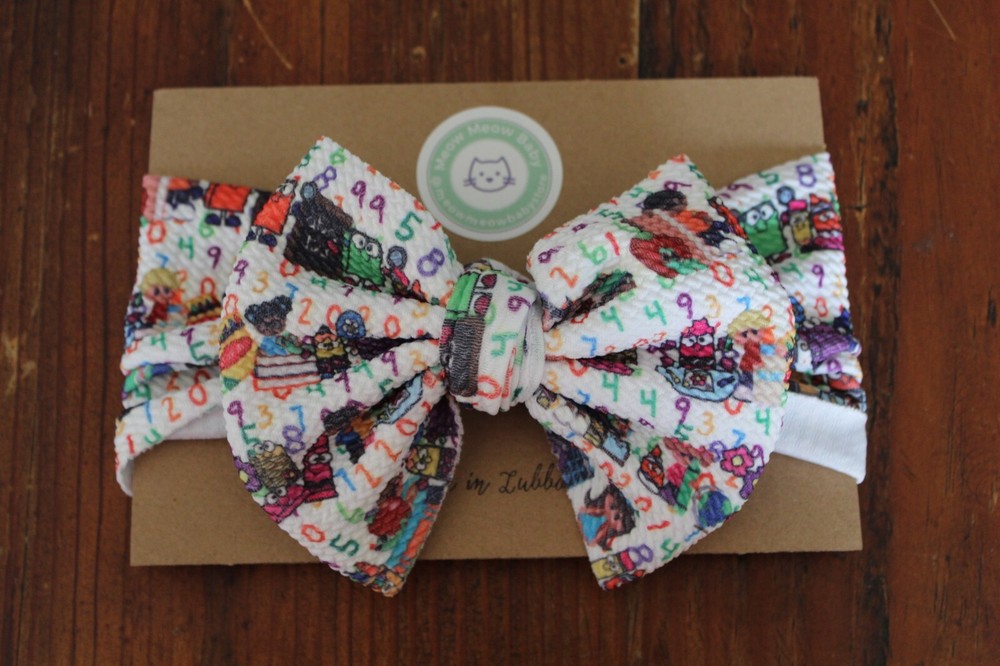 Handmade back to school hair bows for girls-image