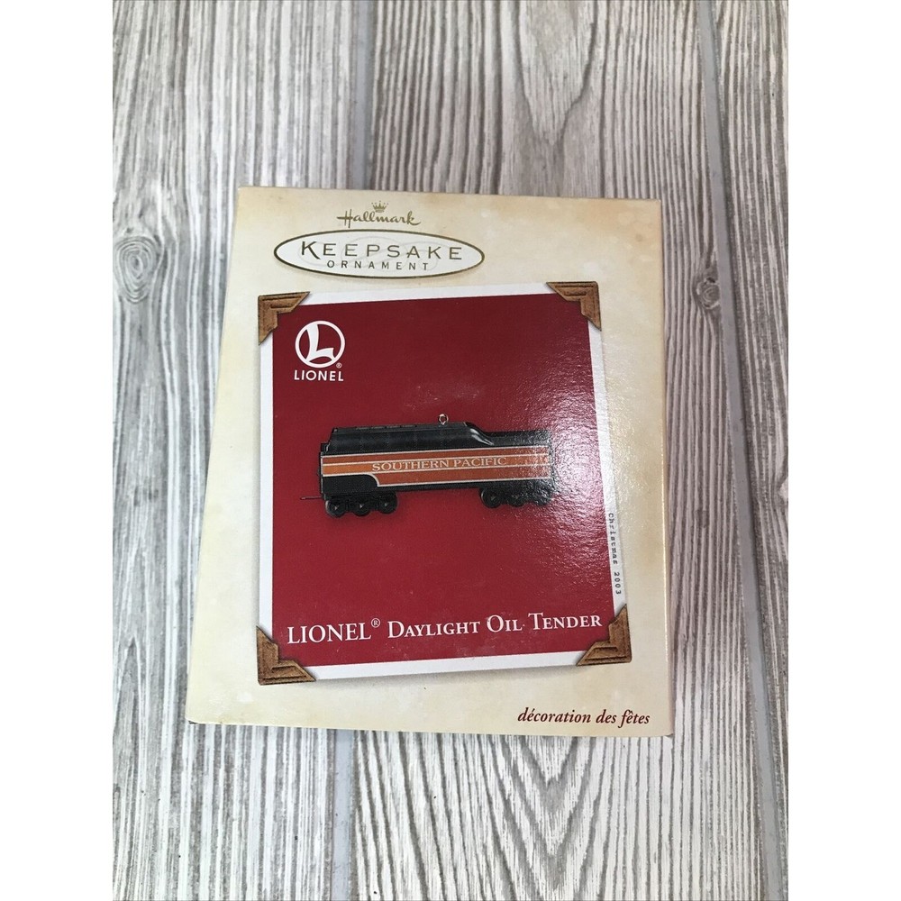 Lionel Train Christmas Ornament G3 Die Cast Daylight Oil Tender 2003 Hallmark Collectible  