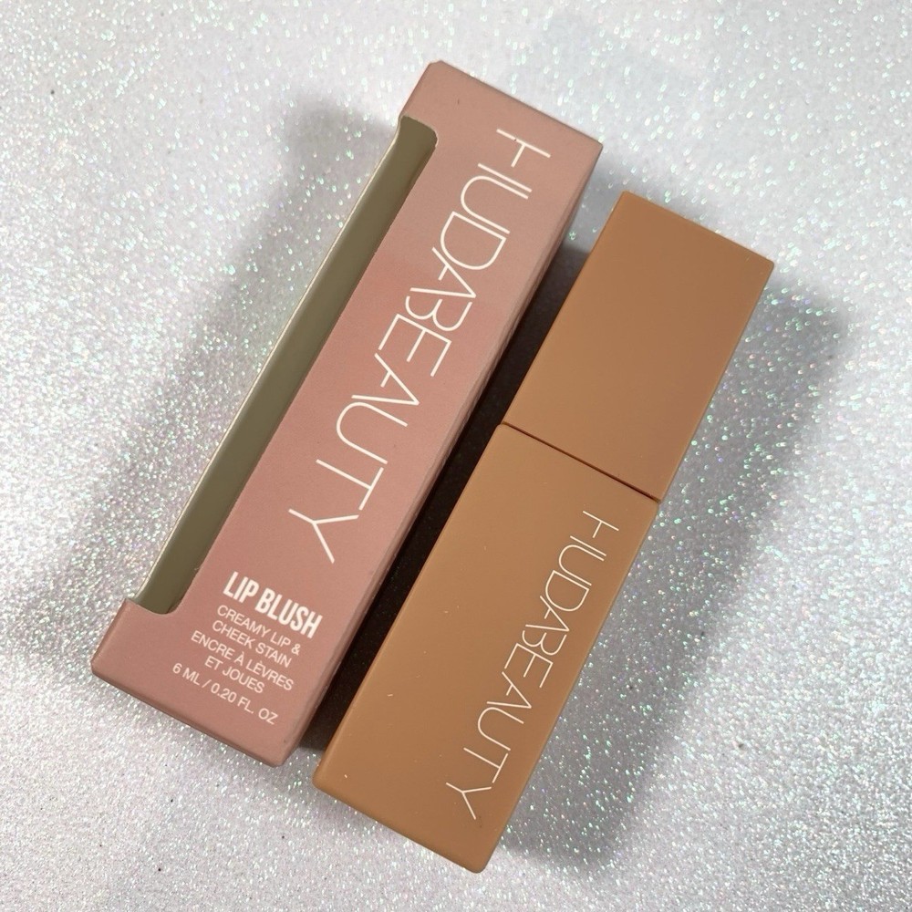 Huda Beauty Lip Blush Creamy Lip & Cheek Stain Peachy Kiss BNIB FULL SIZE