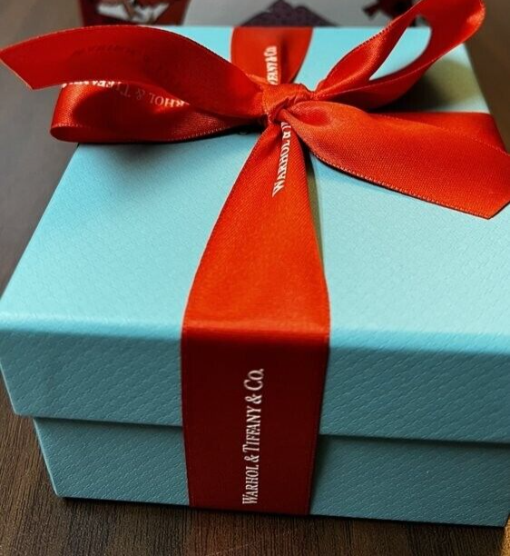 NEW TIFFANY & CO BOX BLUE JEWELRY BOX RED WARHOL RIBBON & COTTON 4.75