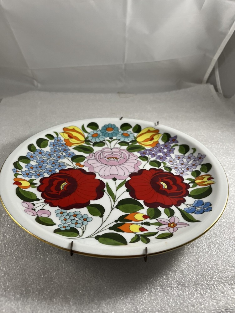 Vintage Kalocsa Porcelain 9.5-inch Decorative Wall Plate Hungary