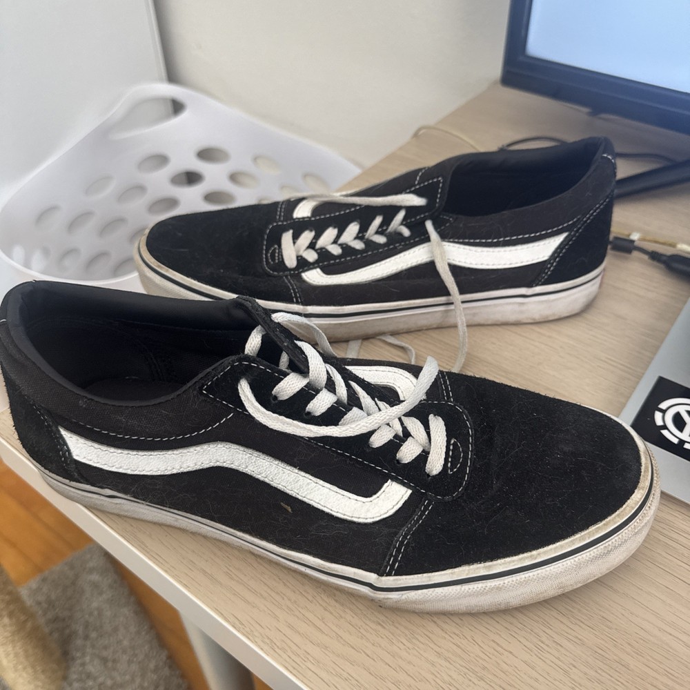 Size 11 - Vans Old Skool Black White