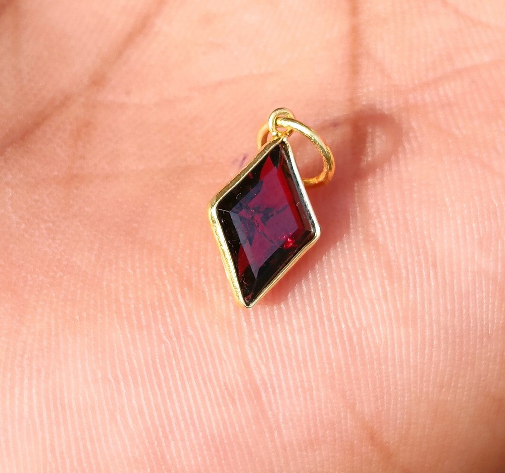 18k Solid Gold Handmade Garnet Gemstone Charm Necklace Pendant