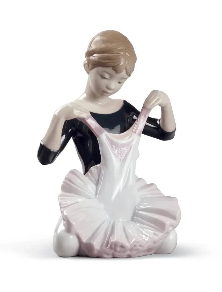Lladro 01008771 My Debut Dress Ballet New