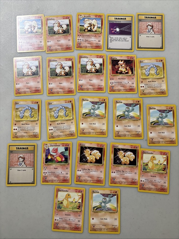 Pokémon Base Set Vintage Lot by Wizards of the Coast - Charmeleon Vulpix