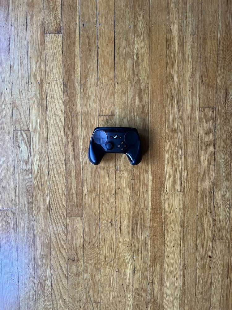 Valve Steam Controller Model 1001 Wireless Gamepad No Dongle