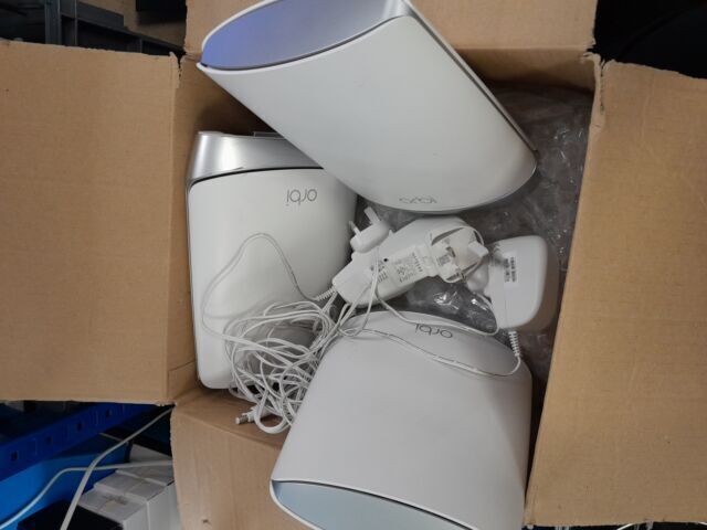 NETGEAR Orbi RBK753 AX4200 4.2Gbps Whole Home Tri-Band Mesh Wi-Fi System