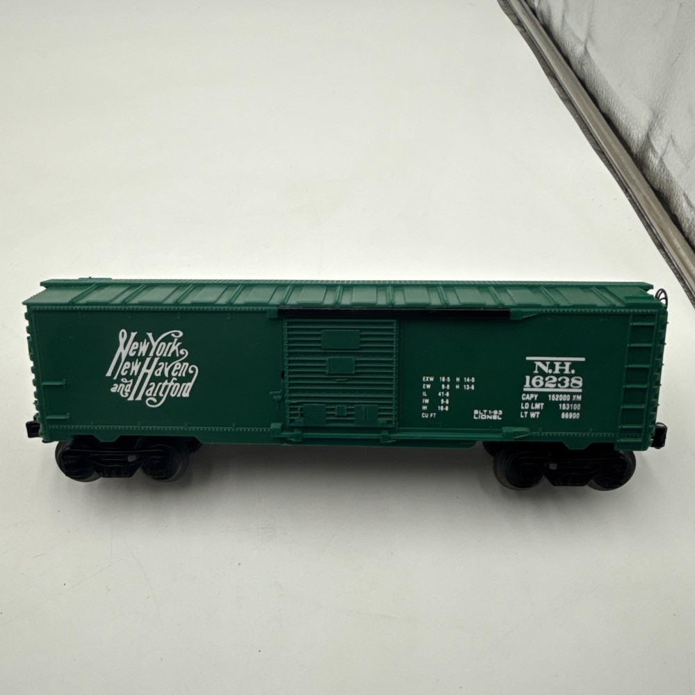 LIONEL 6-16238 O GAUGE GREEN NEW YORK HAVEN HARTFORD BOX CAR