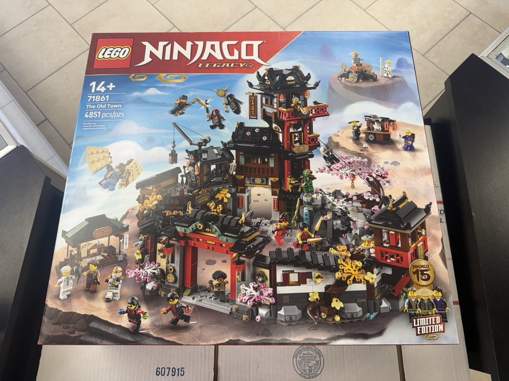 LEGO NINJAGO 71861 The Old Town 15th Anniversary 4,851 Pcs NEW IN HAND