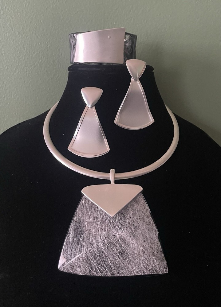 Bold Silver Black Grey Necklace Earring Bracelet Jewelry Set