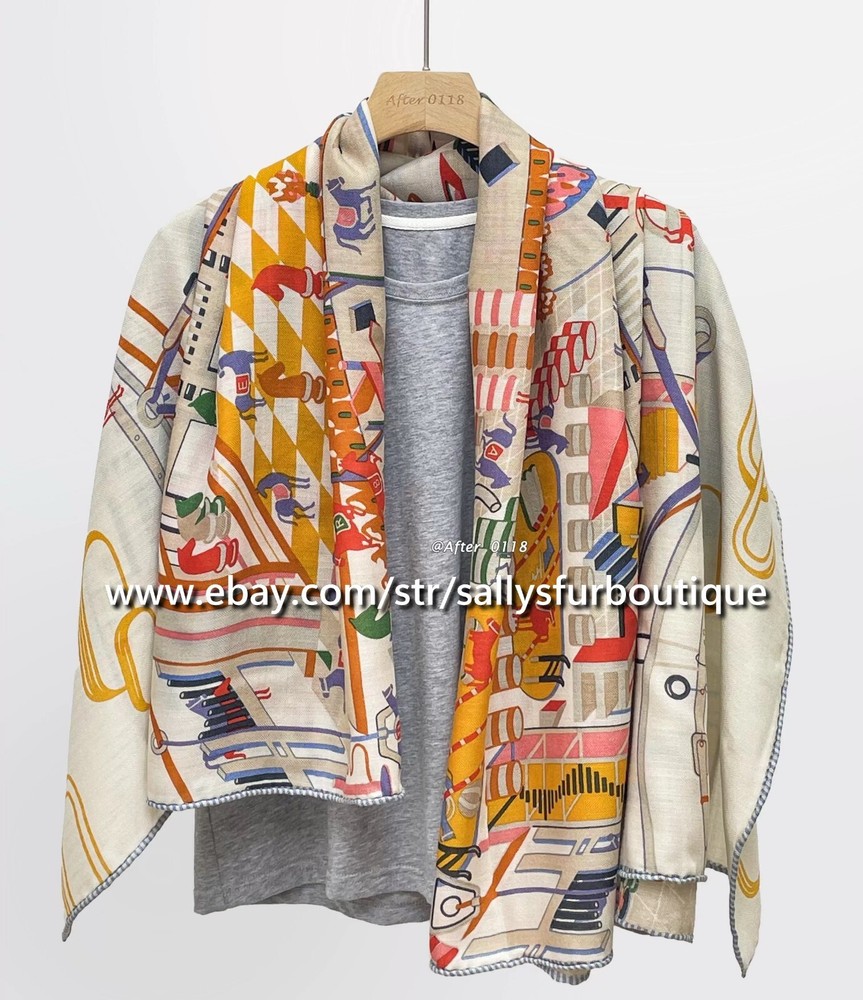 Sallys Boutique 70% Cashmere 30% Silk Castle Print Square Scarf Shawl 53