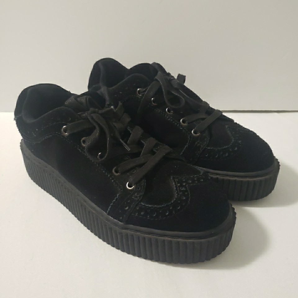 T.U.K Wingtip Casbah Creepers Unisex M7/W9 Black Suede