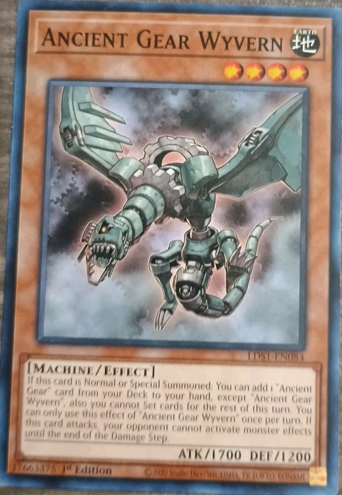 Ancient Gear Wyvern LDS1-EN084 1st Edition Legendary Duelists Season 1