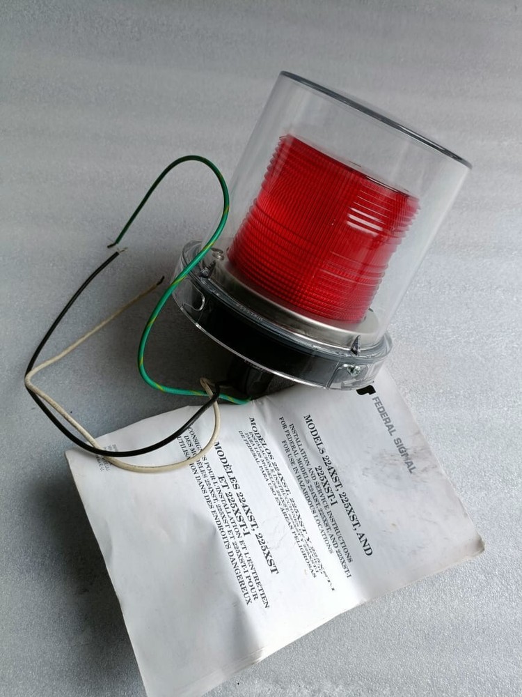 FEDERAL Signal 225XST-120R Electraray HazardousLocation StrobeWarning Light