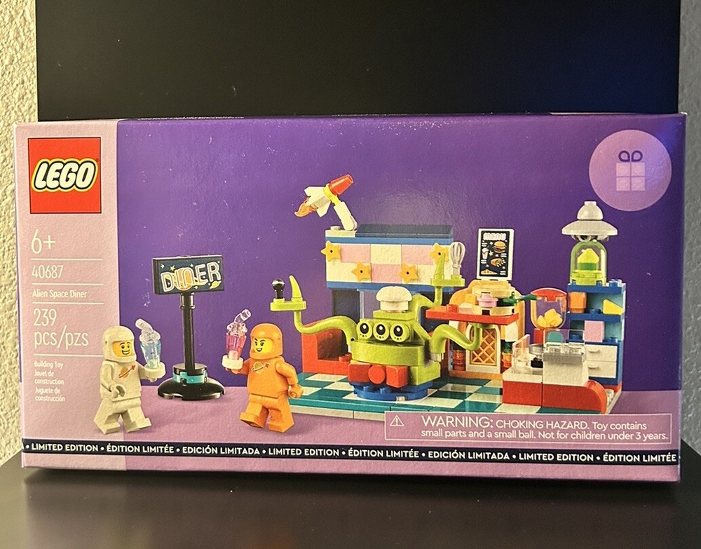 LEGO 40687 Alien Space Diner Limited Edition 239pcs - New, Sealed