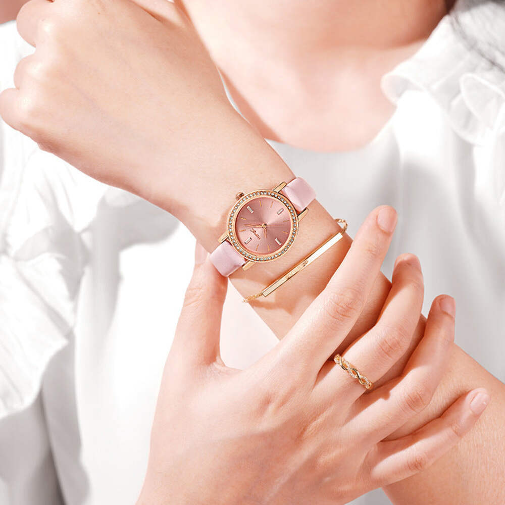 Korean Fashion Women's Watch with Diamond Belt - Waterproof Quartz Movement