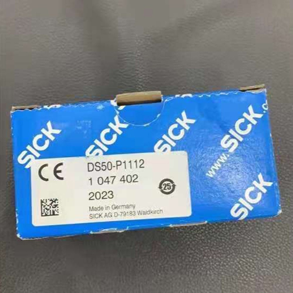 one new sick DS50-P1112 1047402 photoelectric sensor Fast Delivery