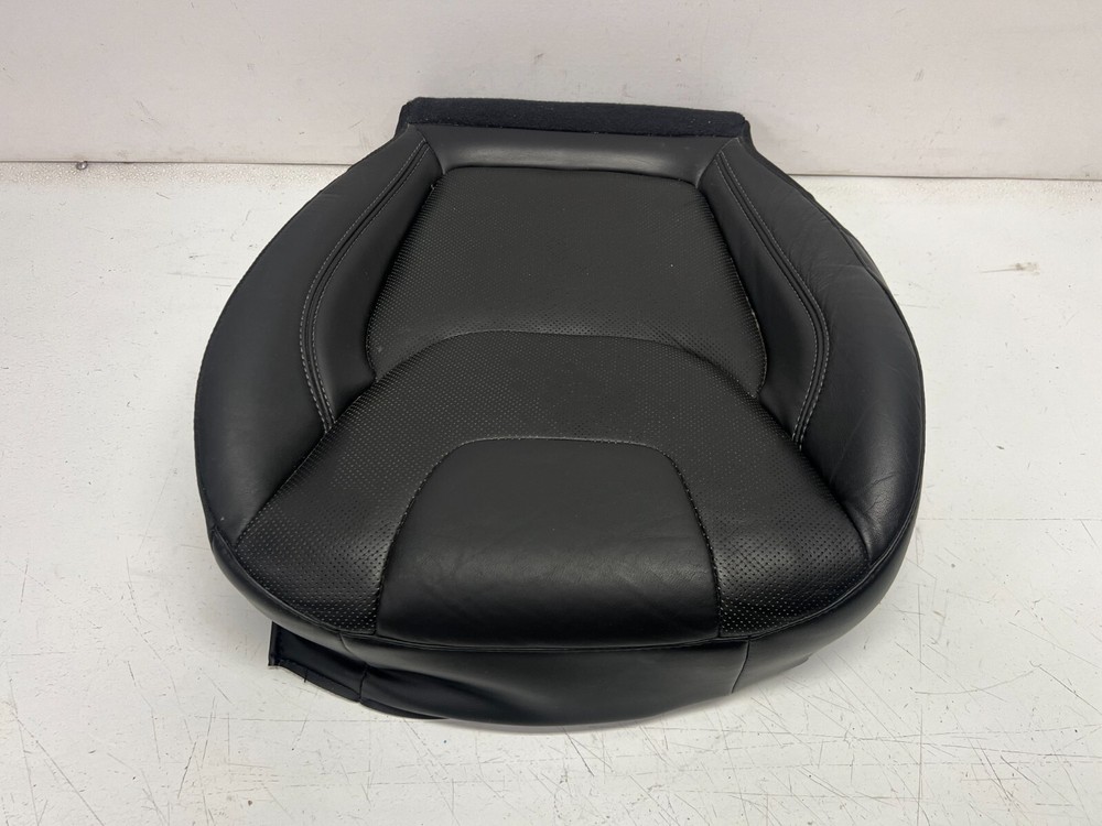19-21 Jeep Cherokee Driver Side Lower Seat Cushion Black OEM LOT3542