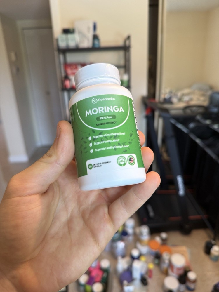 Rosabella 800mg Moringa Powder Capsules - Pure Nutrient-Rich Supplement