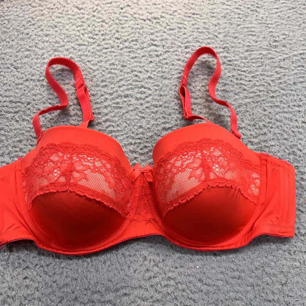 H&M Bra 38C T-Shirt Bra Convertible Strapless Lace Sexy Red