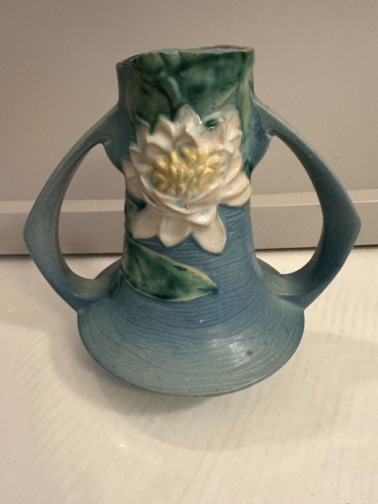 Roseville Pottery Water Lily 80-10 Mold 9x9x7 Excellent Condition
