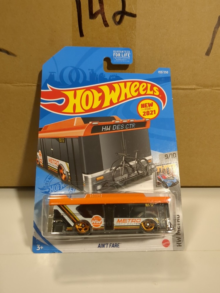 Hot Wheels Ain't Fare 2021 HW Metro Collection Diecast Bus Black Orange