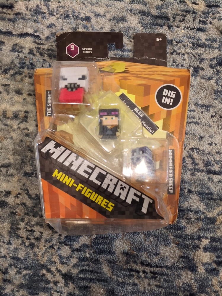 Minecraft Spooky Series 9 Sham Alex Enderman Hoodie Mummified Sheep 3-Pack