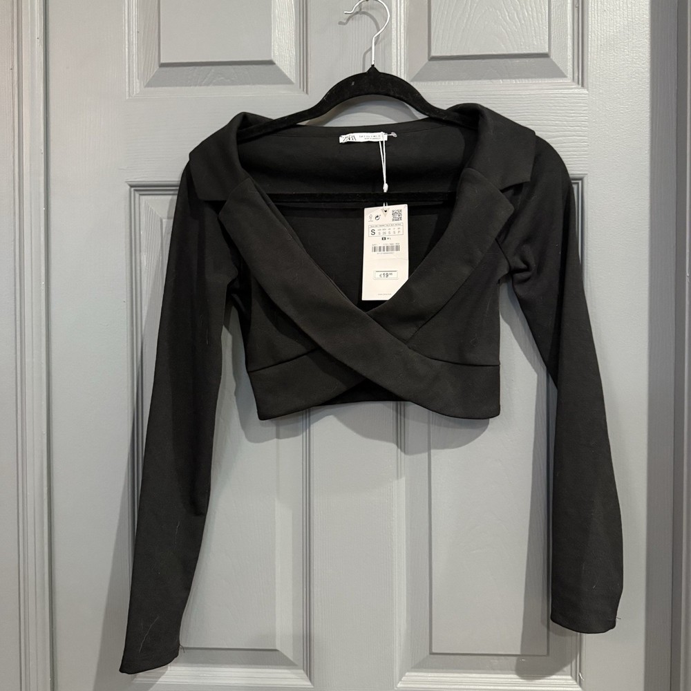 ZARA Women's Black  Long Sleeve Crop Top Size S