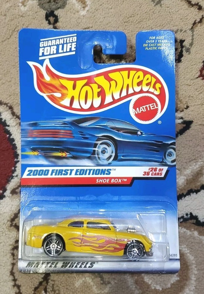 New - Hot Wheels - 2000 First Editions - Shoe Box - Yellow